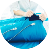 PRESOTERAPIA La presoterapia es una herramienta más que se utiliza en Clinica Vertebres. Esta terapia tiene un efecto principal: el aumento de la circulación de retorno y drenaje linfático. Por ello, esta técnica está siempre presente a la hora de elegir el tratamiento más adecuado.